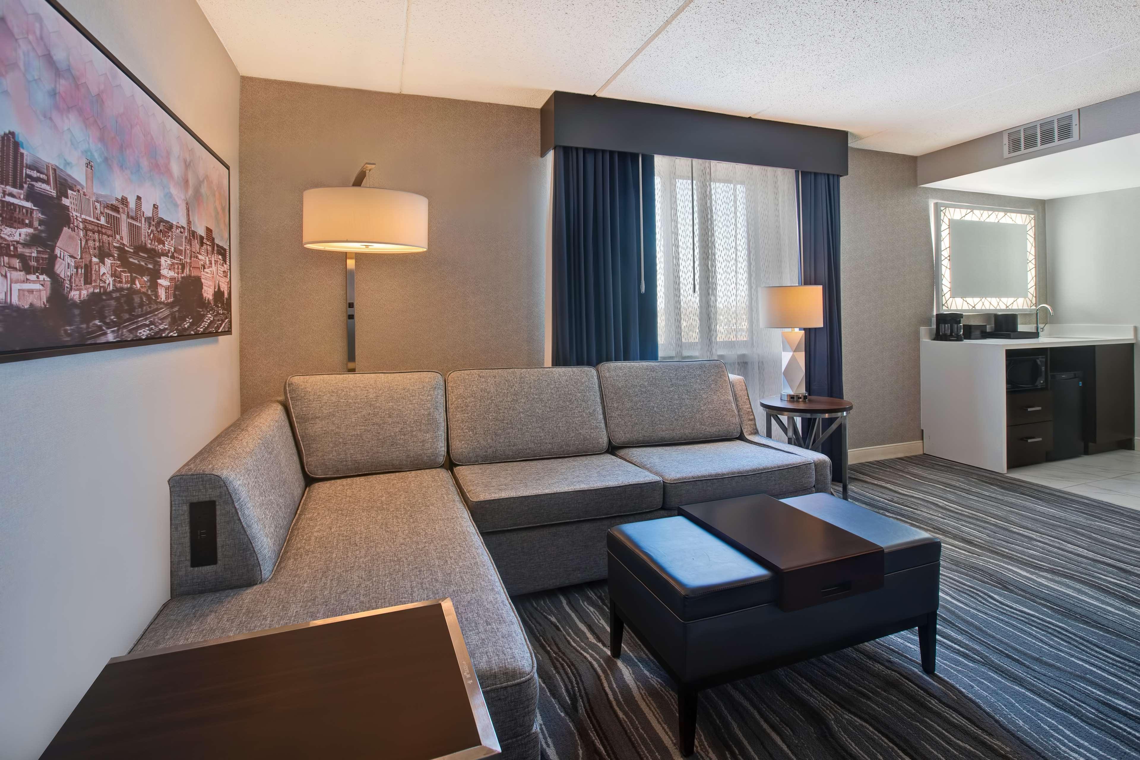 Embassy Suites Syracuse East Syracuse Exteriör bild