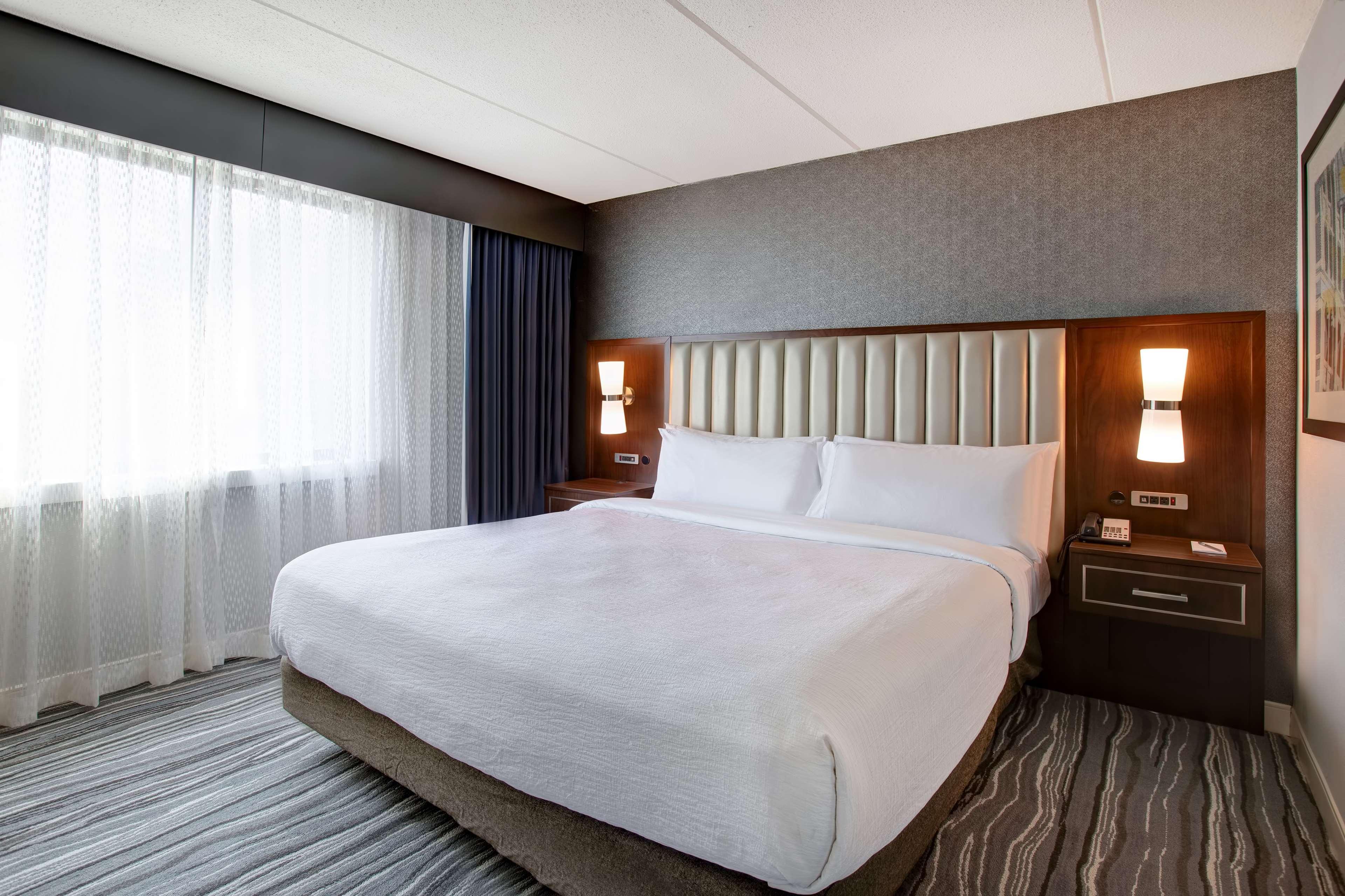 Embassy Suites Syracuse East Syracuse Exteriör bild
