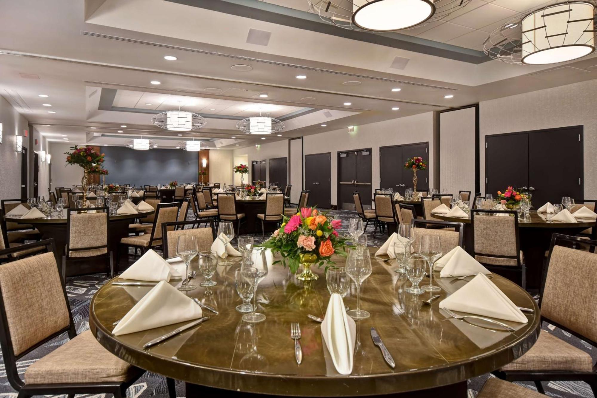 Embassy Suites Syracuse East Syracuse Exteriör bild