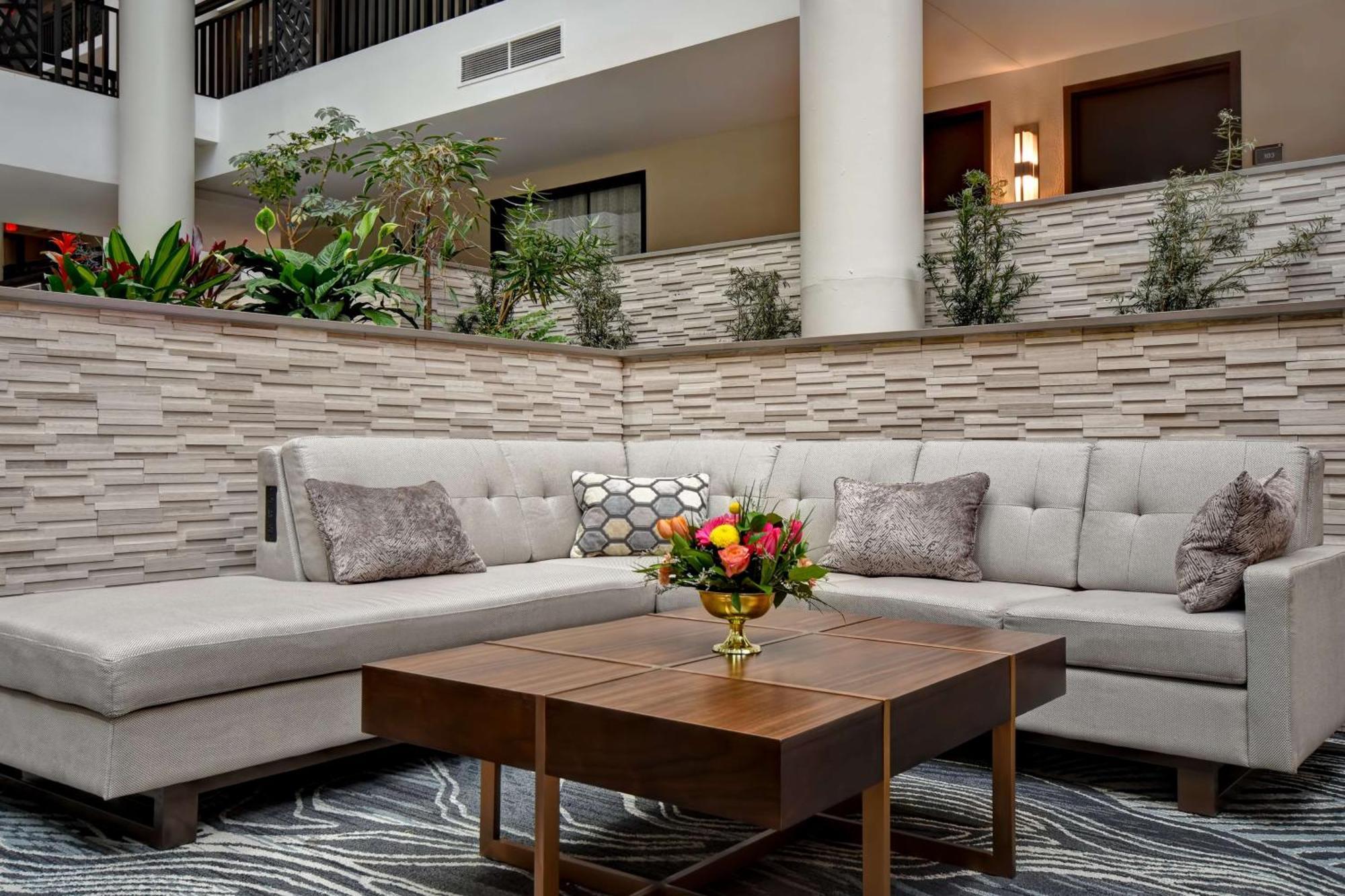 Embassy Suites Syracuse East Syracuse Exteriör bild